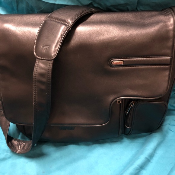 laptop executive bag